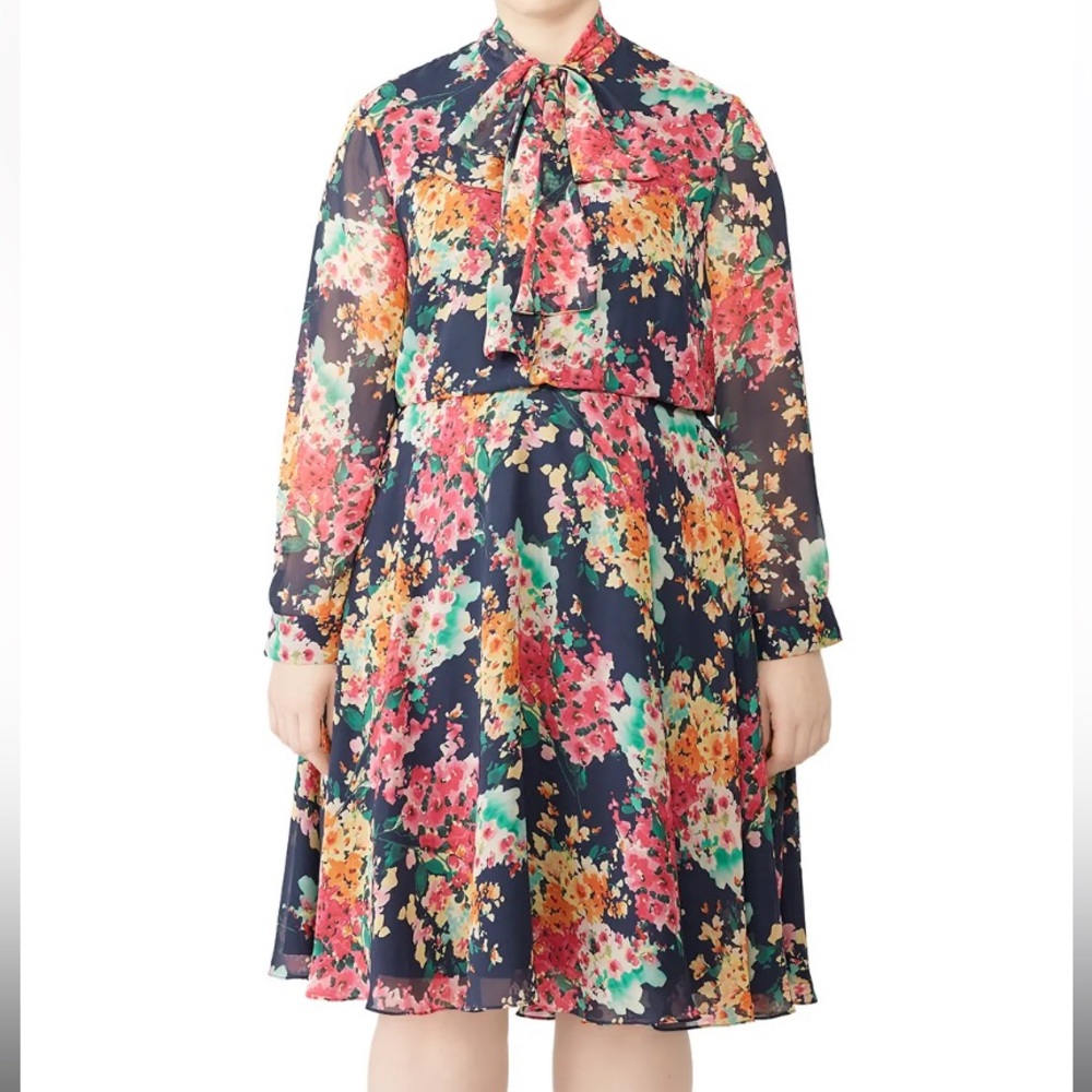 Jay Godfrey
Navy Floral Jill Dress
Size 22W